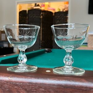 Set of 2 Vintage Libbey Starglow etched Champagne Coupes